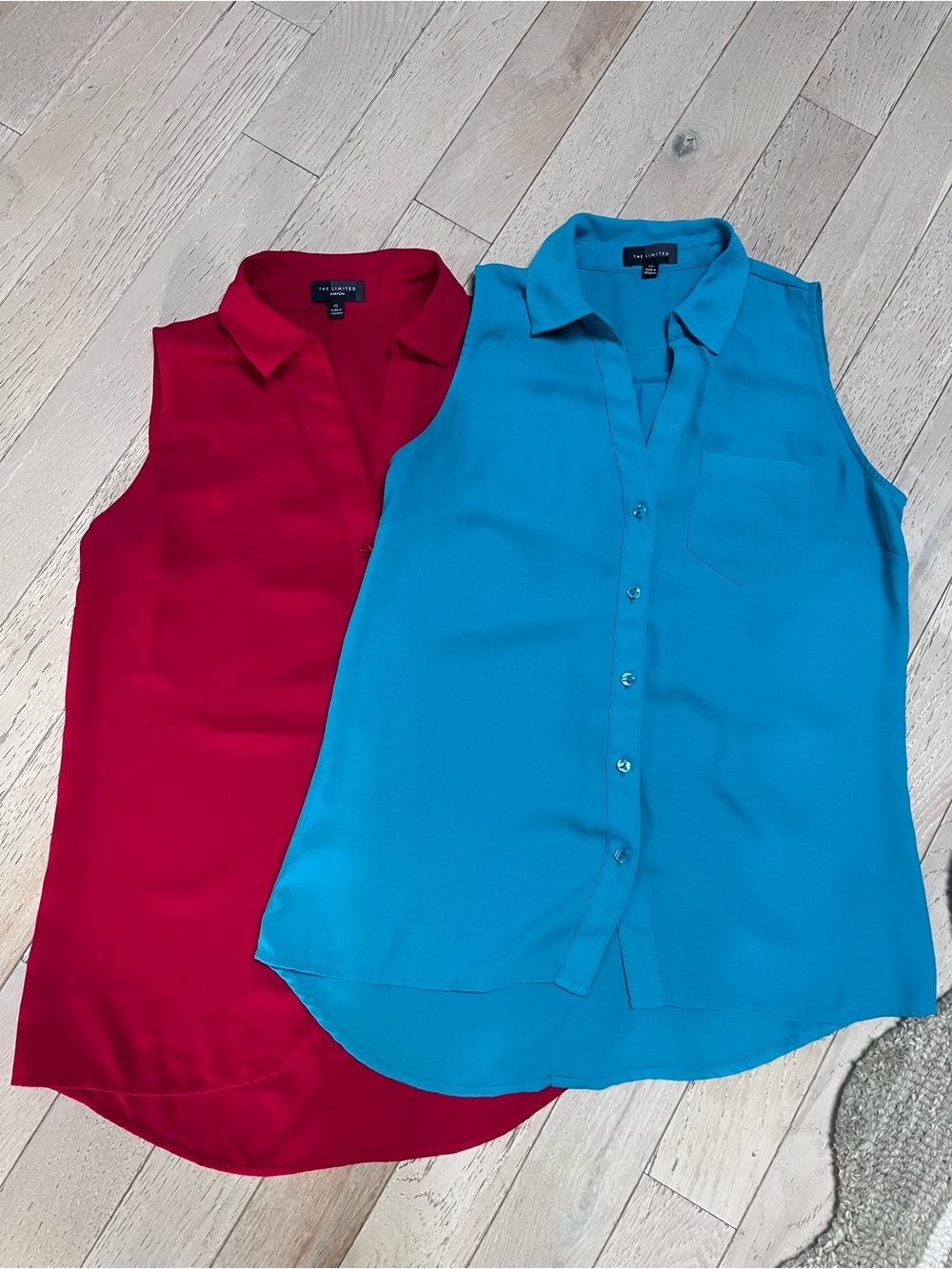 The Limited Sleeveless Button-Front Camisoles - Teal and Magenta lot of 2